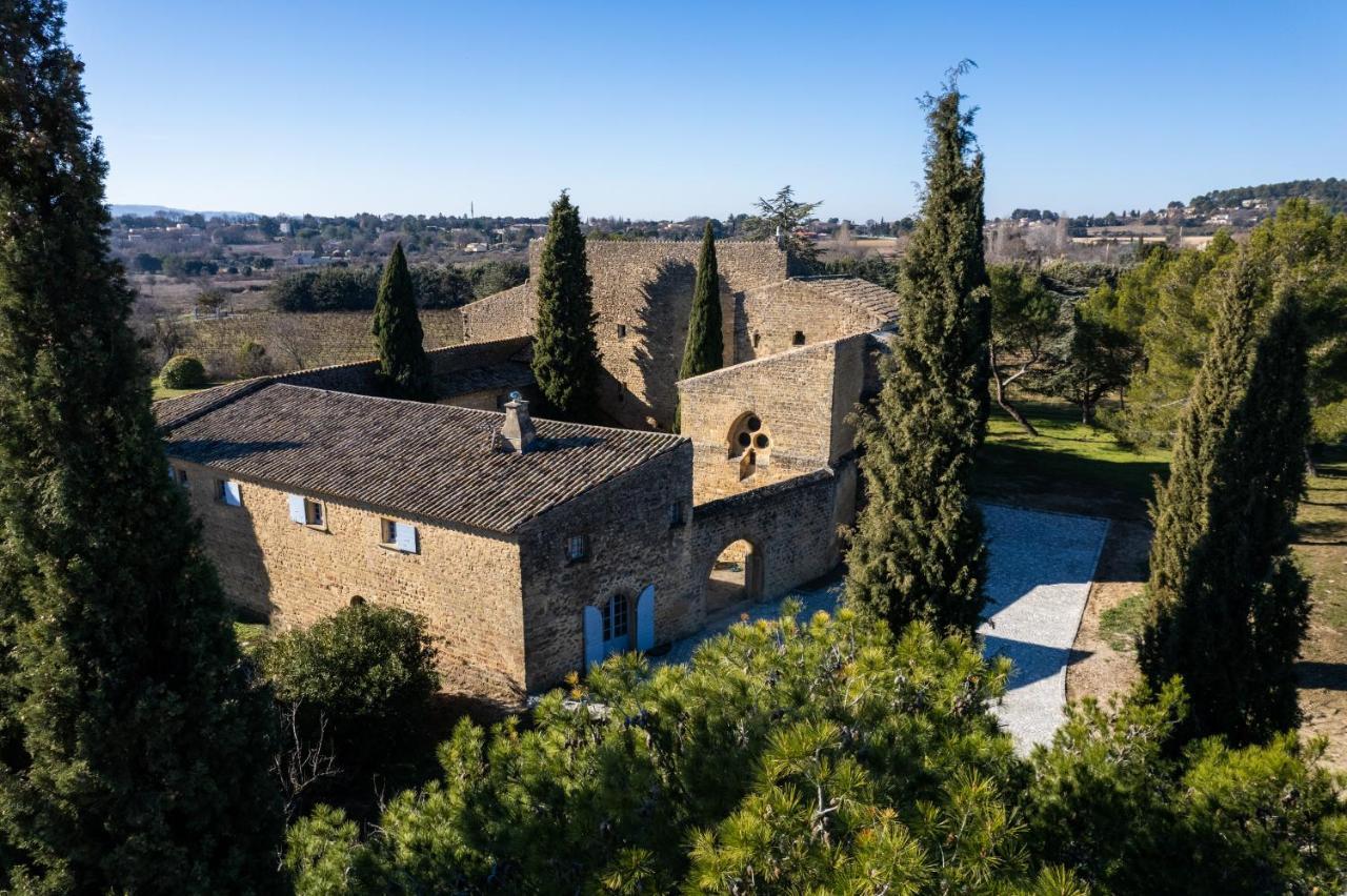 Chateau Saint-Pierre De Mejans Puyvert Buitenkant foto