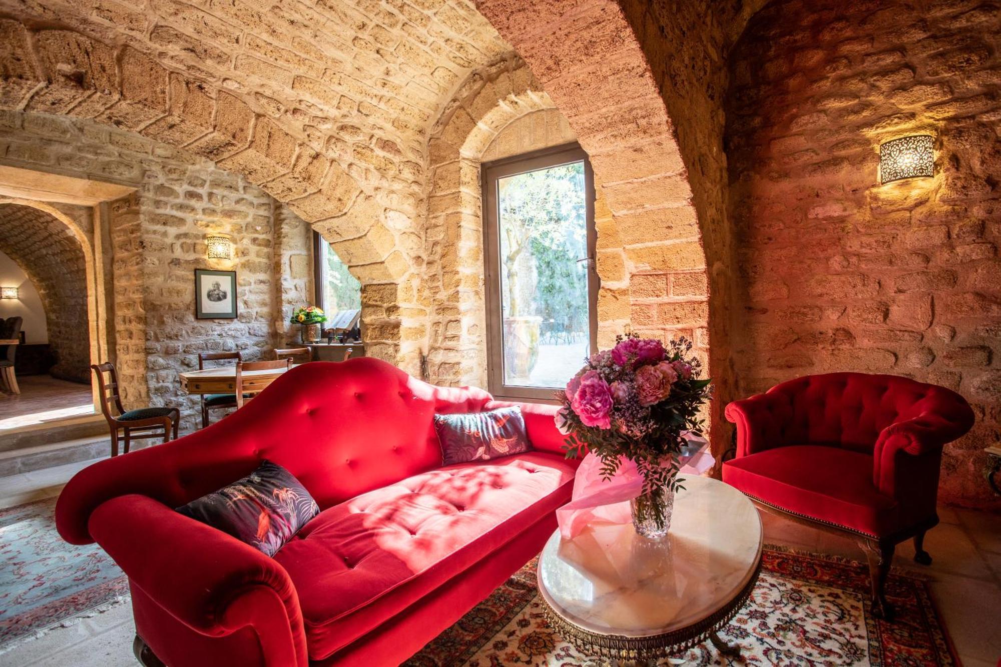 Chateau Saint-Pierre De Mejans Puyvert Buitenkant foto