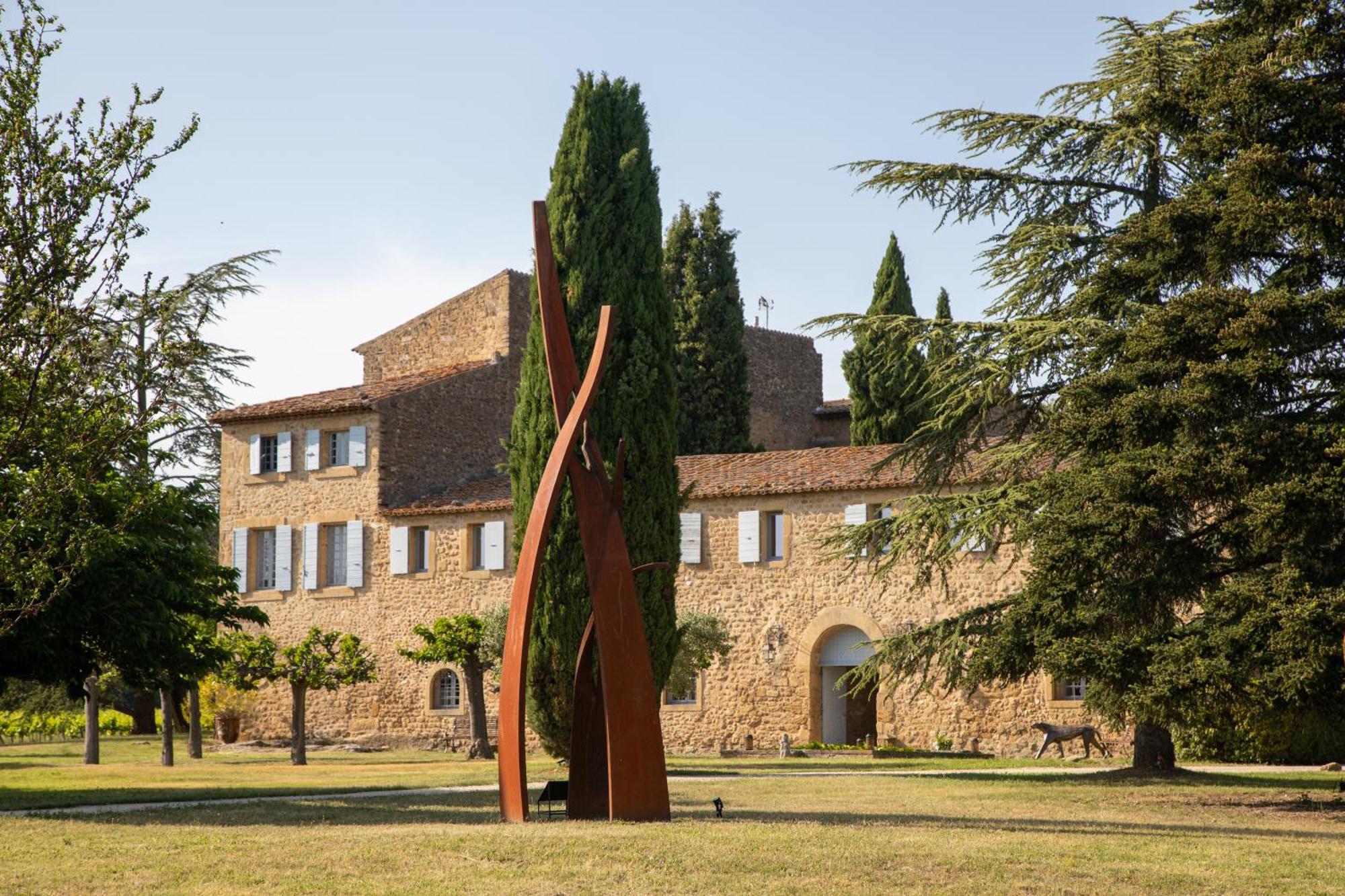 Chateau Saint-Pierre De Mejans Puyvert Buitenkant foto